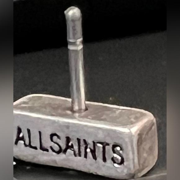 NWT, gorgeous ALLSAINTS Farrah Multi-Tonal Chain
Earrings in warm brass/silver - Picture 12 of 14